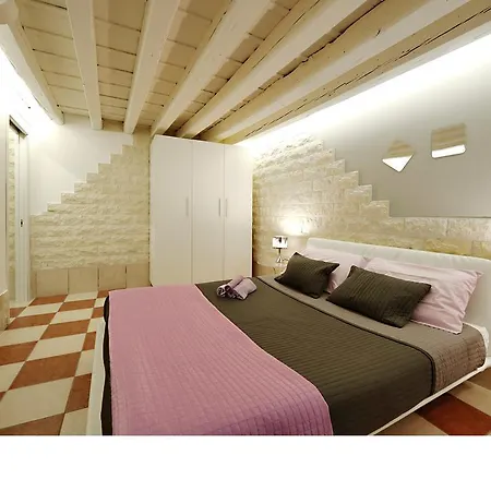 Faville Apartment *